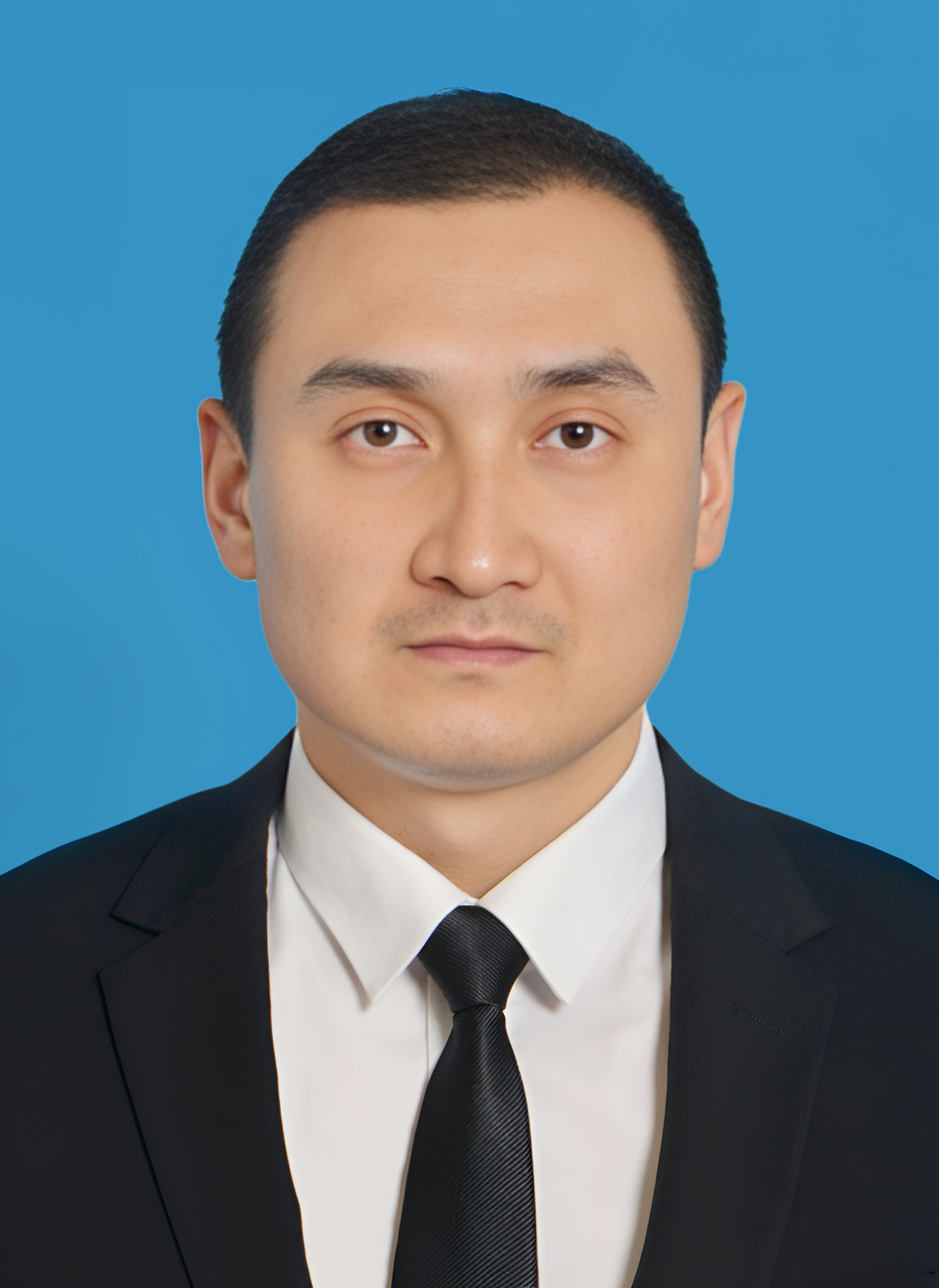 李铂龙